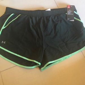 NWTS Under Armour Lined Front Pocket Shorts XXL